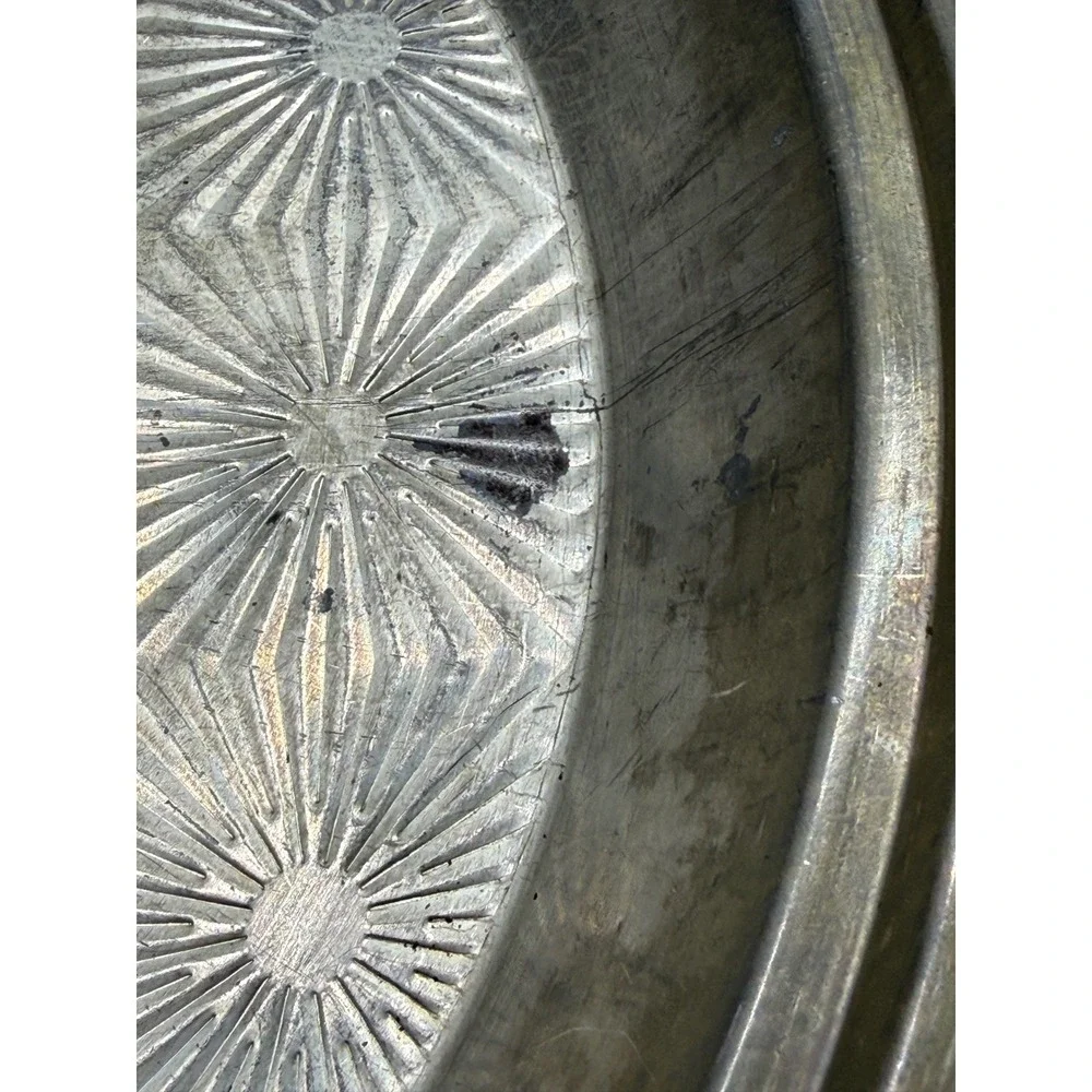 Vintage New Ovenex Starburst Baking Pan Scalloped Edge Tin N 710-10 USA 10 Inch